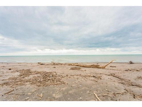 444D West Edith Cavell Boulevard, Port Stanley, ON - Outdoor With Body Of Water With View
