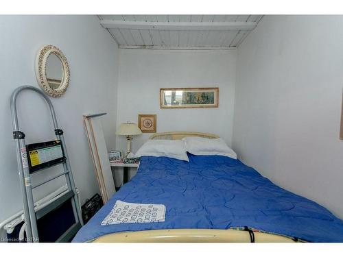444D West Edith Cavell Boulevard, Port Stanley, ON - Indoor Photo Showing Bedroom