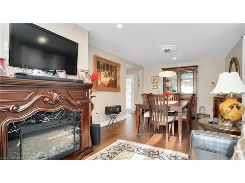 14 Rockingham Court, London, ON - Indoor Photo Showing Other Room With Fireplace