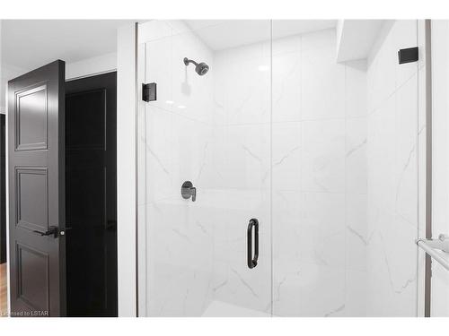 4095 Winterberry Drive, London, ON - Indoor Photo Showing Bathroom