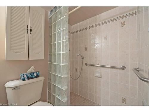 204-155 Kent Street, London, ON - Indoor Photo Showing Bathroom