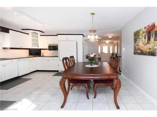 18 Winona Road, Komoka, ON - Indoor Photo Showing Dining Room