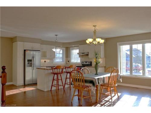 1052 Bay Street, Port Rowan, ON - Indoor Photo Showing Dining Room