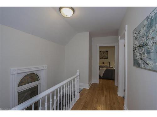 63 Cathcart Street, London, ON - Indoor Photo Showing Other Room