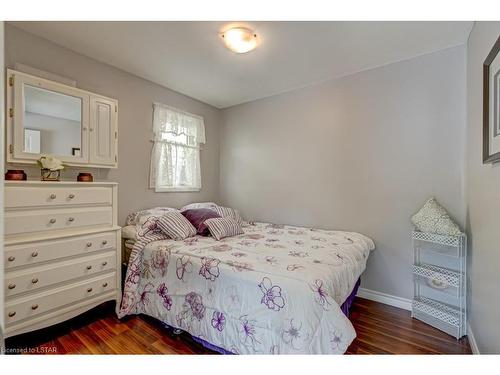 143 William Street, Port Stanley, ON - Indoor Photo Showing Bedroom