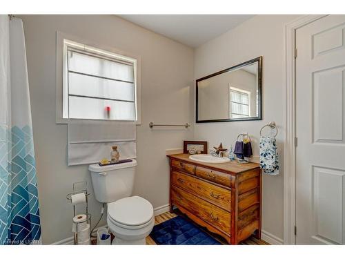 143 William Street, Port Stanley, ON - Indoor Photo Showing Bathroom