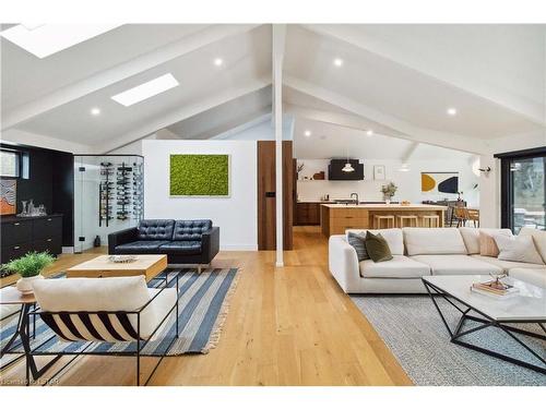 1509 Ryersie Road, London, ON - Indoor Photo Showing Living Room