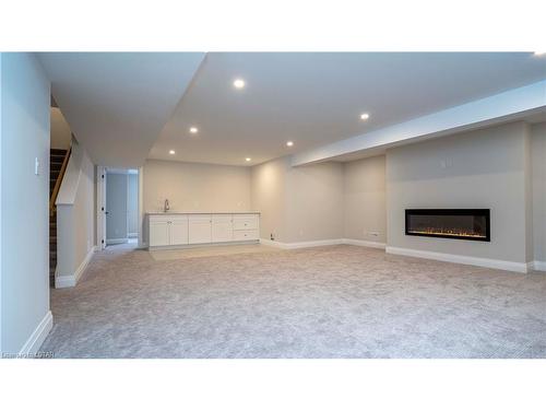 3495 Isleworth Road, London, ON - Indoor With Fireplace