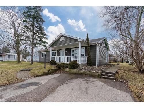 279 Pebble Beach Parkway, Grand Bend, ON - Outdoor With Facade