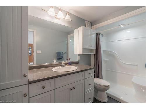 279 Pebble Beach Parkway, Grand Bend, ON - Indoor Photo Showing Bathroom