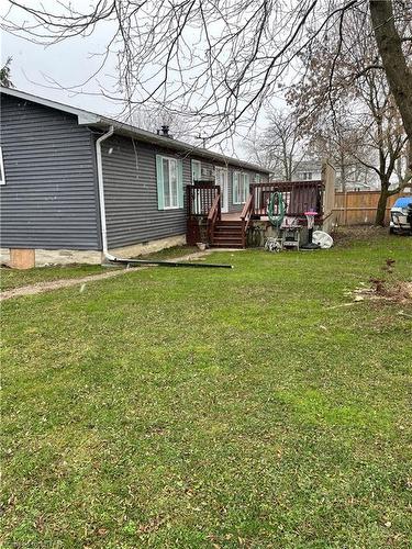 173 Pearl Street, Thedford, ON - Outdoor