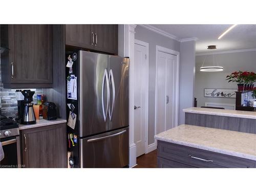 116 Angelo Drive, West Lorne, ON - Indoor Photo Showing Kitchen