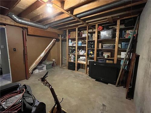 136 South Edgeware Road, St. Thomas, ON - Indoor Photo Showing Basement