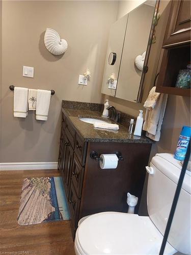 388 Augusta Crescent, Grand Bend, ON - Indoor Photo Showing Bathroom