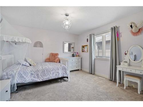 1117 Melsetter Way, London, ON - Indoor Photo Showing Bedroom