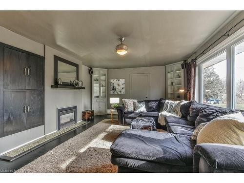 49965 Dingle Street, Aylmer, ON - Indoor Photo Showing Living Room With Fireplace