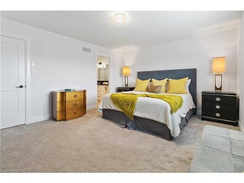 150-2261 Linkway Blvd Boulevard, London, ON - Indoor Photo Showing Bedroom