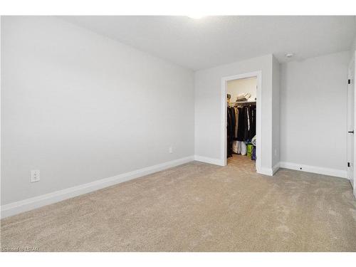 150-2261 Linkway Blvd Boulevard, London, ON - Indoor Photo Showing Other Room