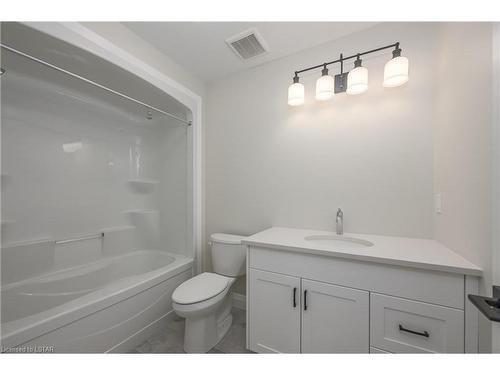 51-49 Royal Dornoch Drive, St. Thomas, ON - Indoor Photo Showing Bathroom