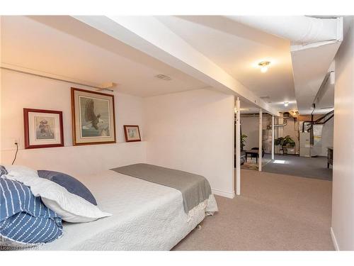 212 Briar Hill Street, Port Stanley, ON - Indoor Photo Showing Bedroom