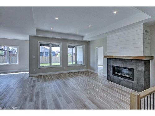 6731 Shaker Lane, Camlachie, ON - Indoor Photo Showing Living Room With Fireplace