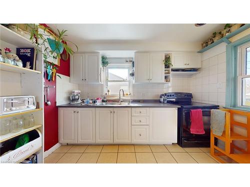 261 Winnipeg Street, London, ON - Indoor Photo Showing Kitchen With Double Sink