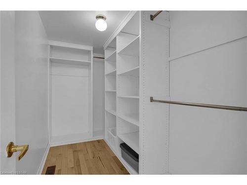 32 Chepstow Close, London, ON - Indoor With Storage