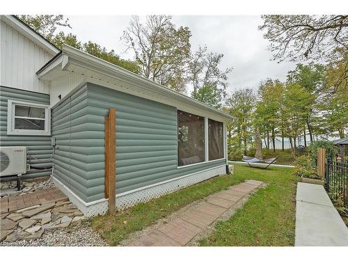 27955 Park Drive, Wallacetown, ON - Outdoor With Exterior