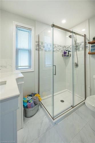 27955 Park Drive, Wallacetown, ON - Indoor Photo Showing Bathroom