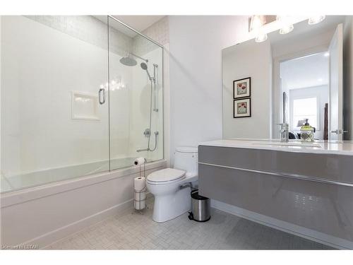 3478 Silverleaf Chase, London, ON - Indoor Photo Showing Bathroom