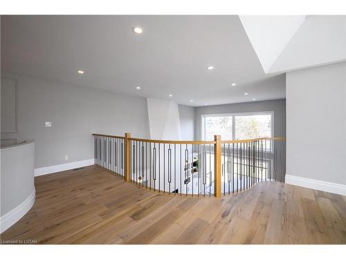 157 Windermere Road, London, ON - Indoor Photo Showing Other Room