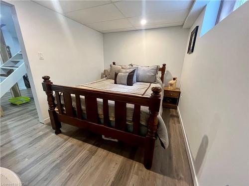 179 Warner Bay Road, Tobermory, ON - Indoor Photo Showing Bedroom