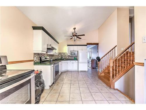240 Exmouth Circle, London, ON - Indoor Photo Showing Kitchen