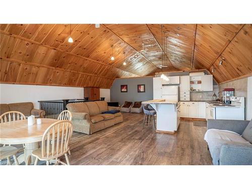 22930 Thames Road, Appin, ON - Indoor
