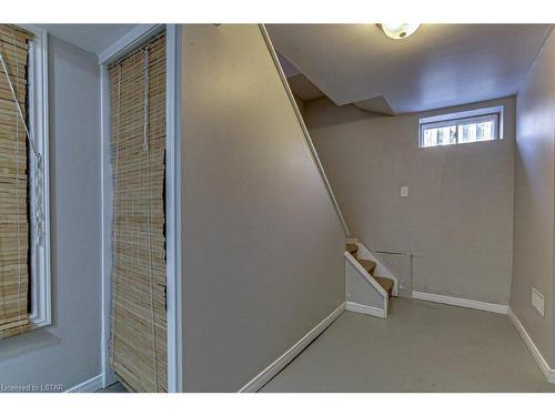 111 Edward Street, London, ON - Indoor Photo Showing Other Room