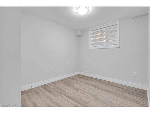 62-1820 Canvas Way, London, ON - Indoor Photo Showing Other Room