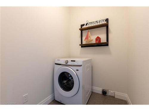 36-63 Compass Trail, Port Stanley, ON - Indoor Photo Showing Laundry Room