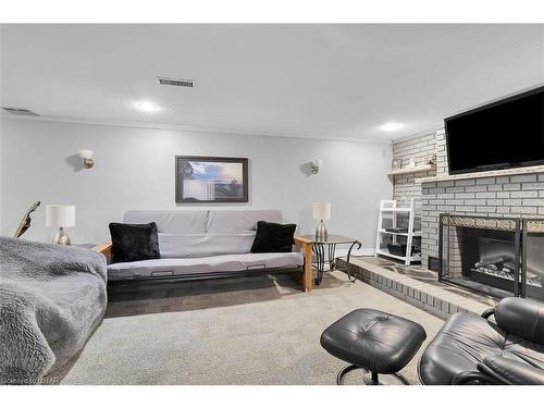 1289 Victoria Drive, London, ON - Indoor Photo Showing Living Room With Fireplace
