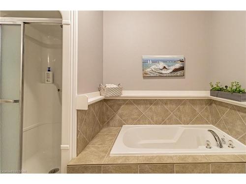 29 Oakwood Links Lane, Grand Bend, ON - Indoor Photo Showing Bathroom