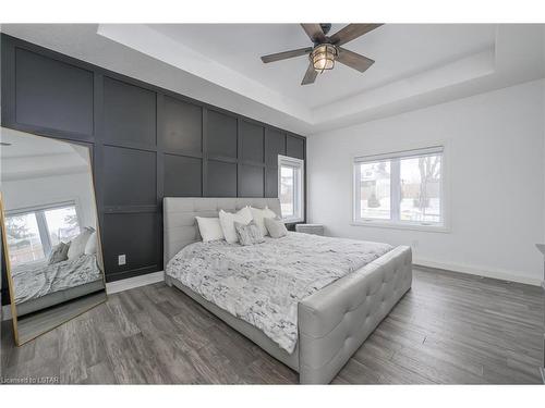 49313 Ashland Avenue, Lyons, ON - Indoor Photo Showing Bedroom