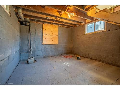 416 Indian Creek Road, Chatham, ON - Indoor Photo Showing Basement