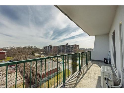 701-986 Huron Street, London, ON - Outdoor With Balcony With View With Exterior