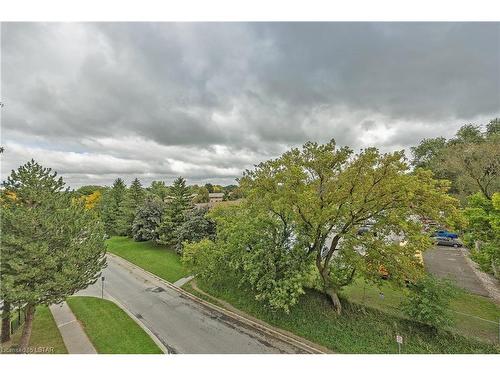 701-986 Huron Street, London, ON - Outdoor With View