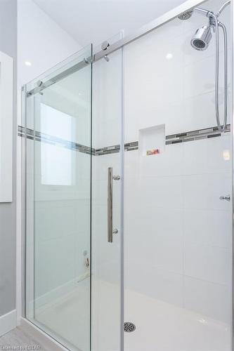 416 Beamish Street, Port Stanley, ON - Indoor Photo Showing Bathroom