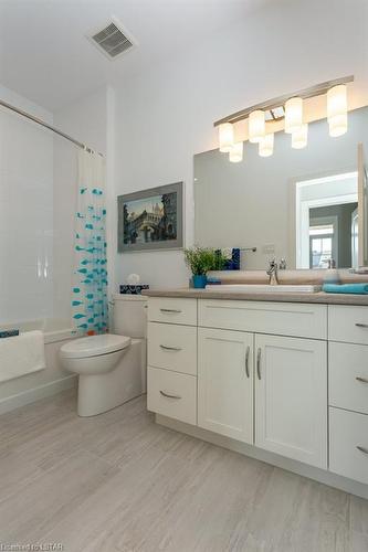 416 Beamish Street, Port Stanley, ON - Indoor Photo Showing Bathroom