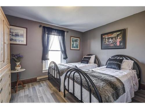 7086 Springfield Road, Aylmer, ON - Indoor Photo Showing Bedroom