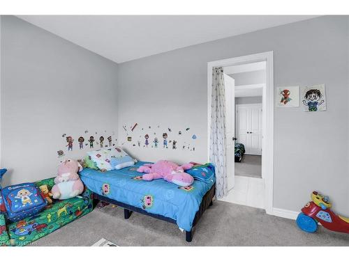 3747 Somerston Crescent, London, ON - Indoor Photo Showing Bedroom