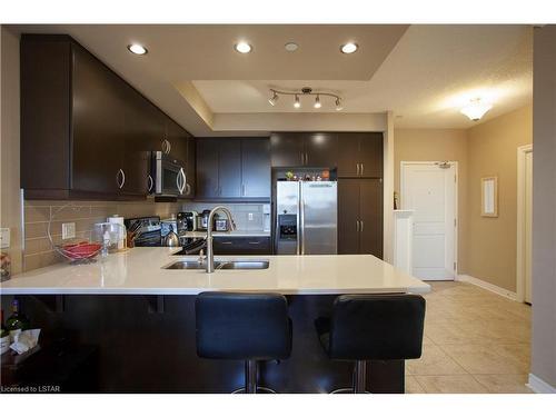 1205-330 Ridout Street North, London, ON - Indoor Photo Showing Kitchen With Double Sink