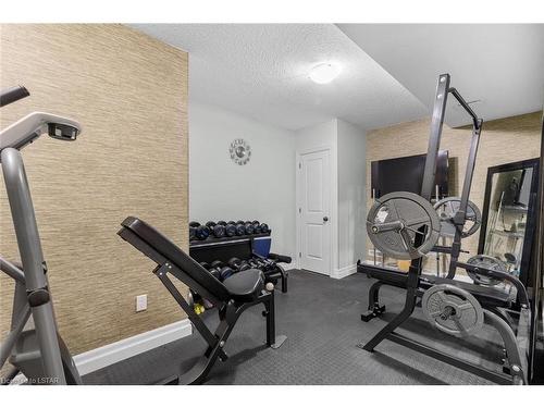 164 Woodholme Close, London, ON - Indoor Photo Showing Gym Room