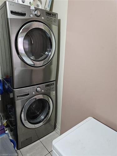 104 Odoardo Di Santo Circle, North York, ON - Indoor Photo Showing Laundry Room